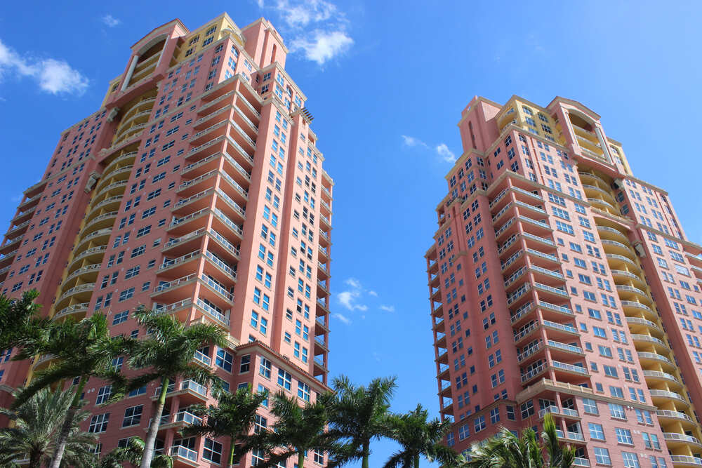 The Palms condo photo 3